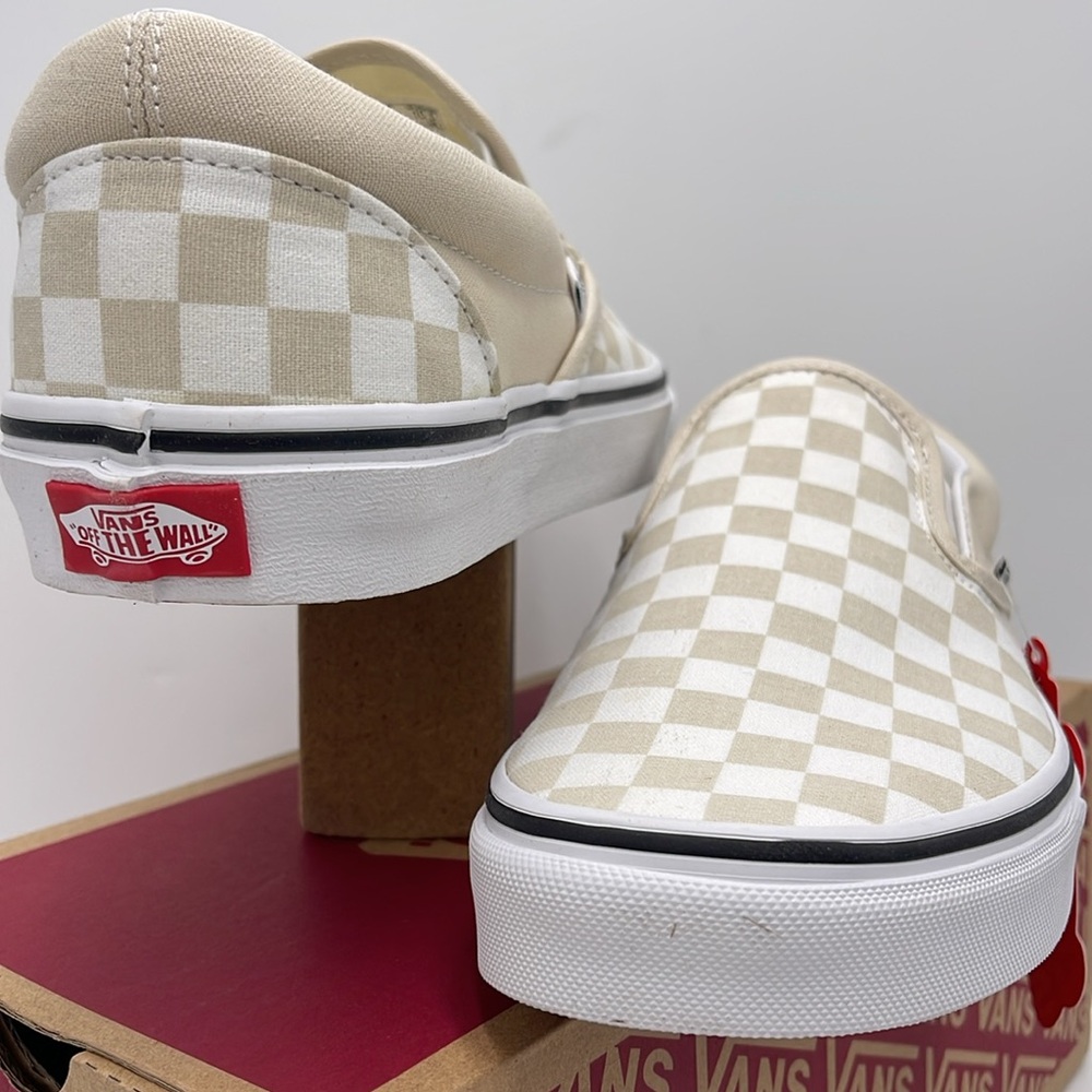 Vans WMNS Checkerboard Sneakers Classic Slip-On
(Checkerboard)Trtldvtrwht - Picture 8 of 16